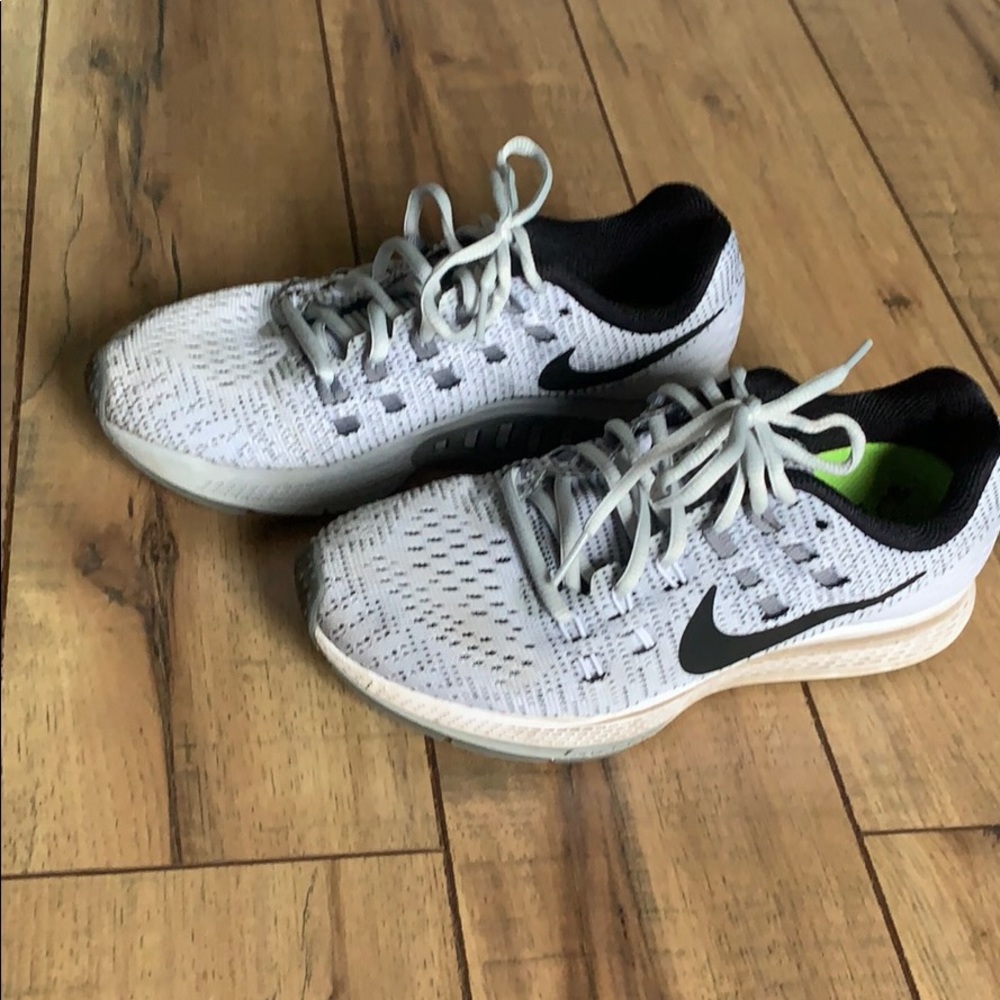 Nike Zoom Structure Wemons running shoes